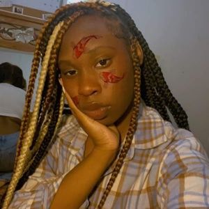 Meet your Posher, Yolanda